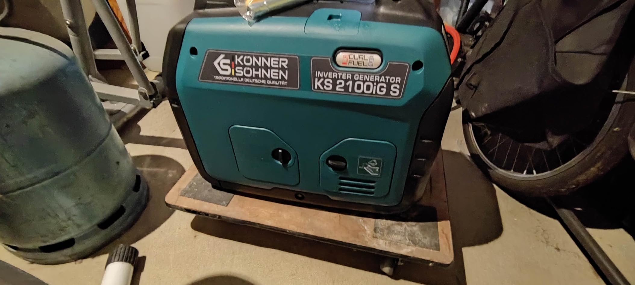 Könner & Söhnen DUAL FUEL KS 2000iG S groupe électrogène gaz 62 dB