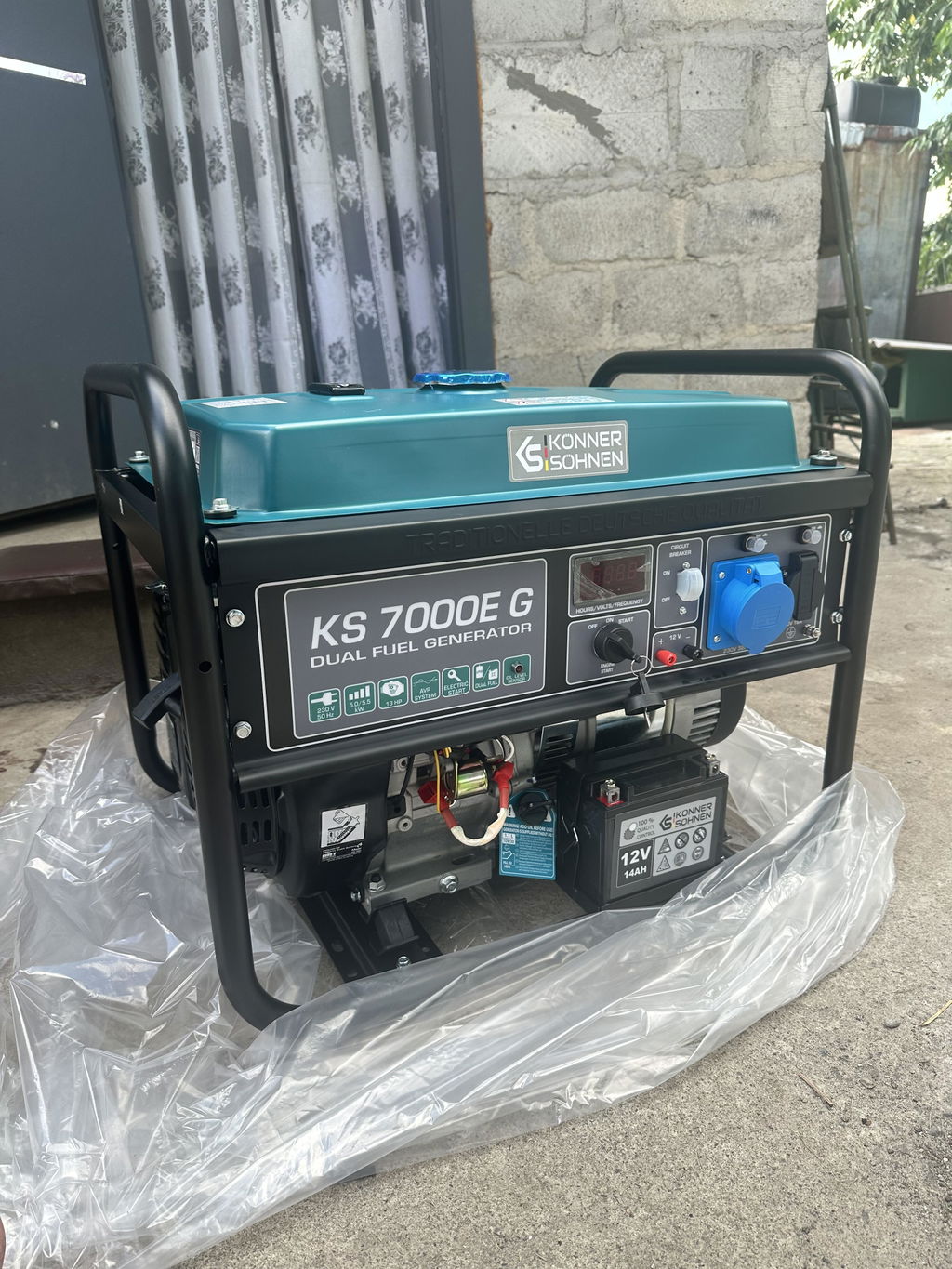 Könner & Söhnen DUAL FUEL KS 7000E G groupe électrogène essence-gaz 6 kW