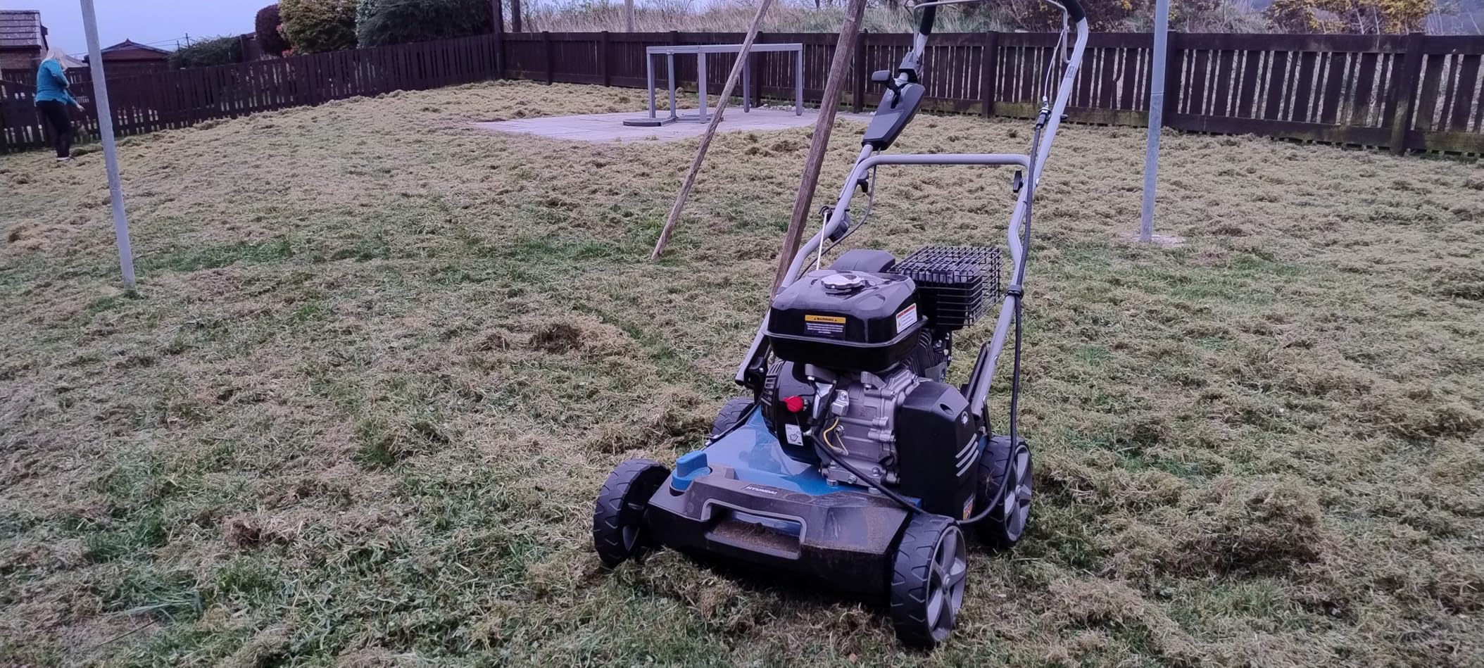 Hyundai HYSC210 scarificateur essence 212 cc 400 mm