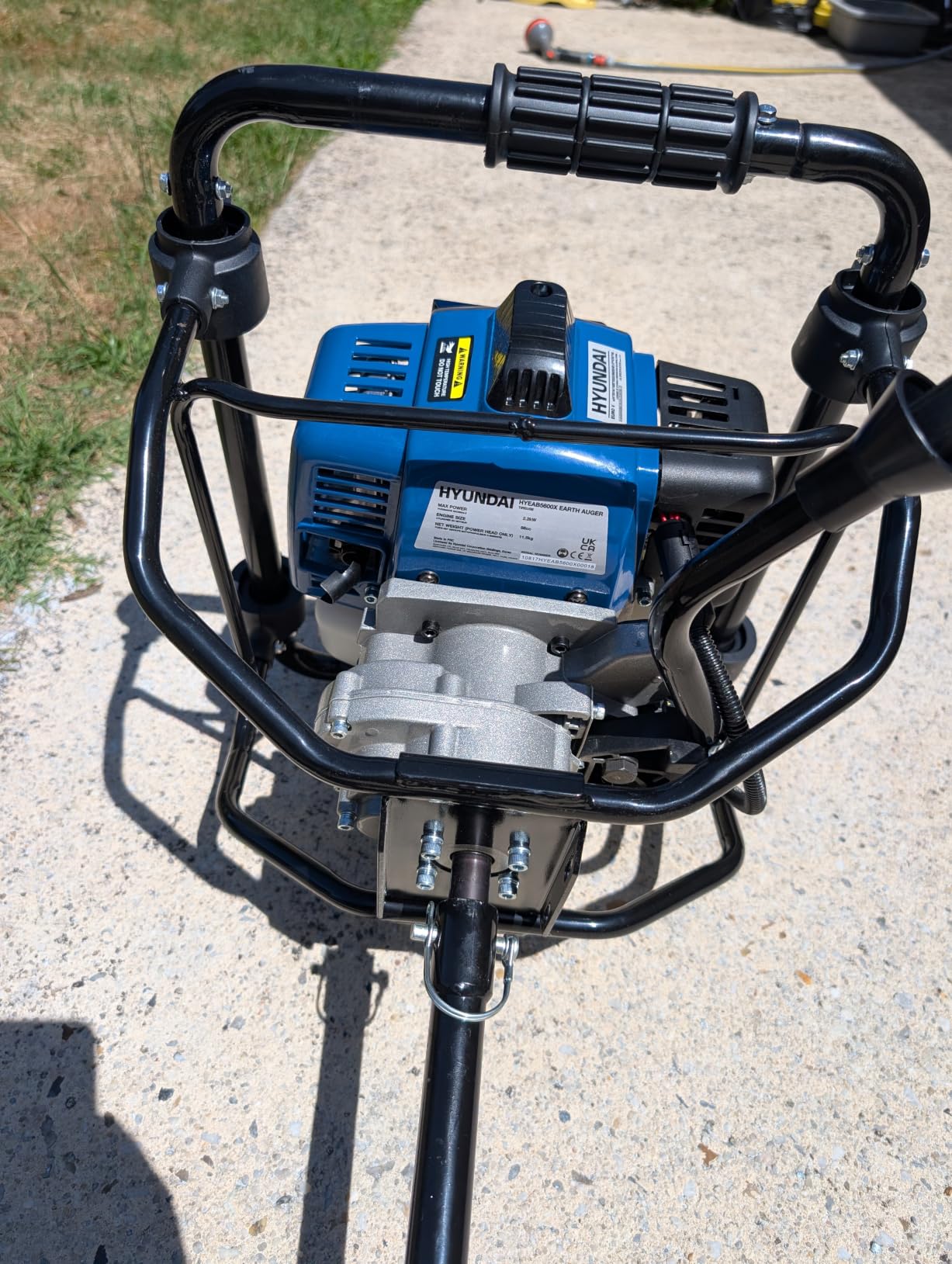 Hyundai HYEAB5600X tarière thermique 56 cm3 + 3 forets