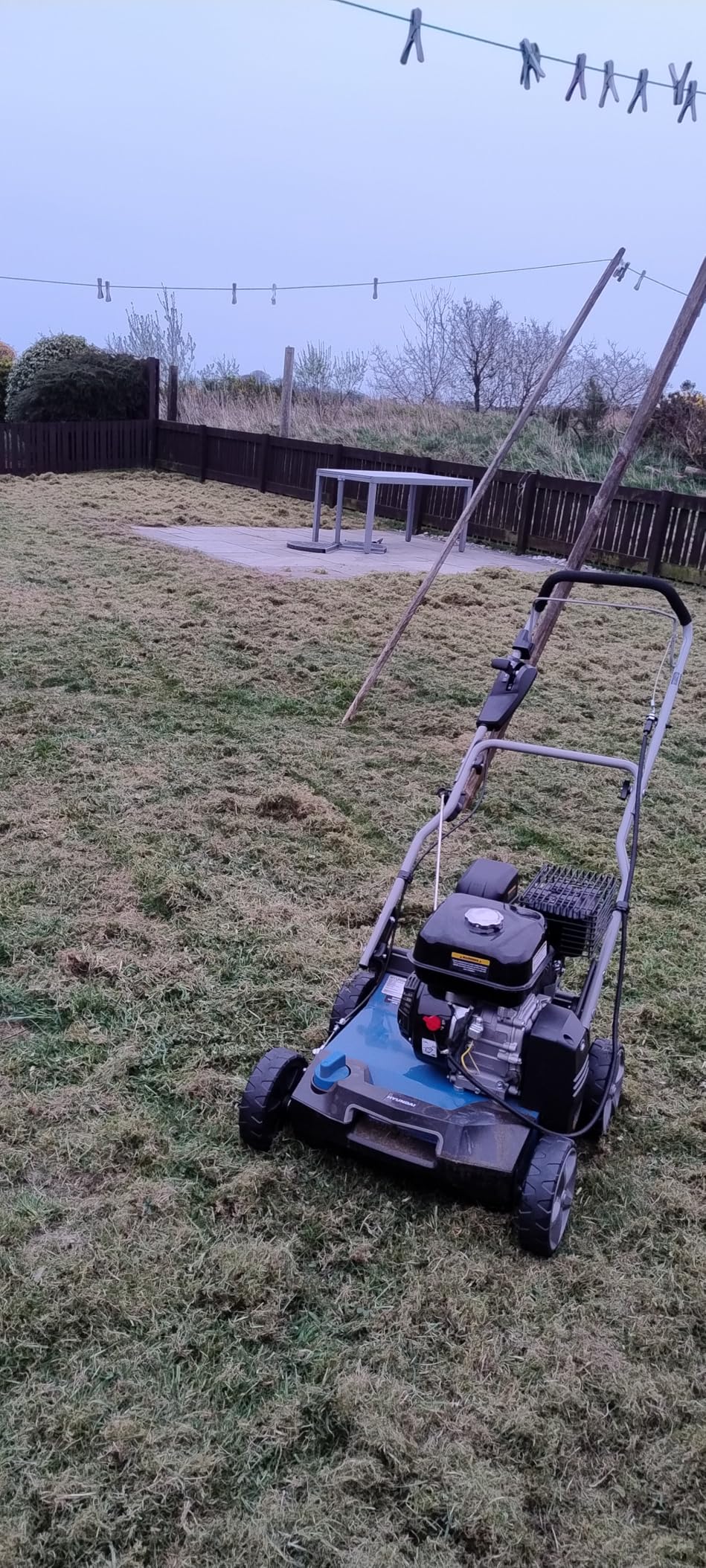 Hyundai HYSC210 scarificateur essence 212 cc 400 mm