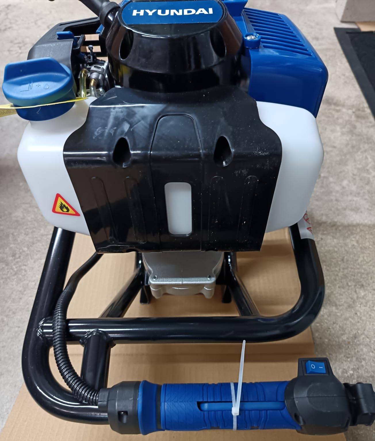 Hyundai Garden Tools HYEA5600X tarière thermique 56cm3