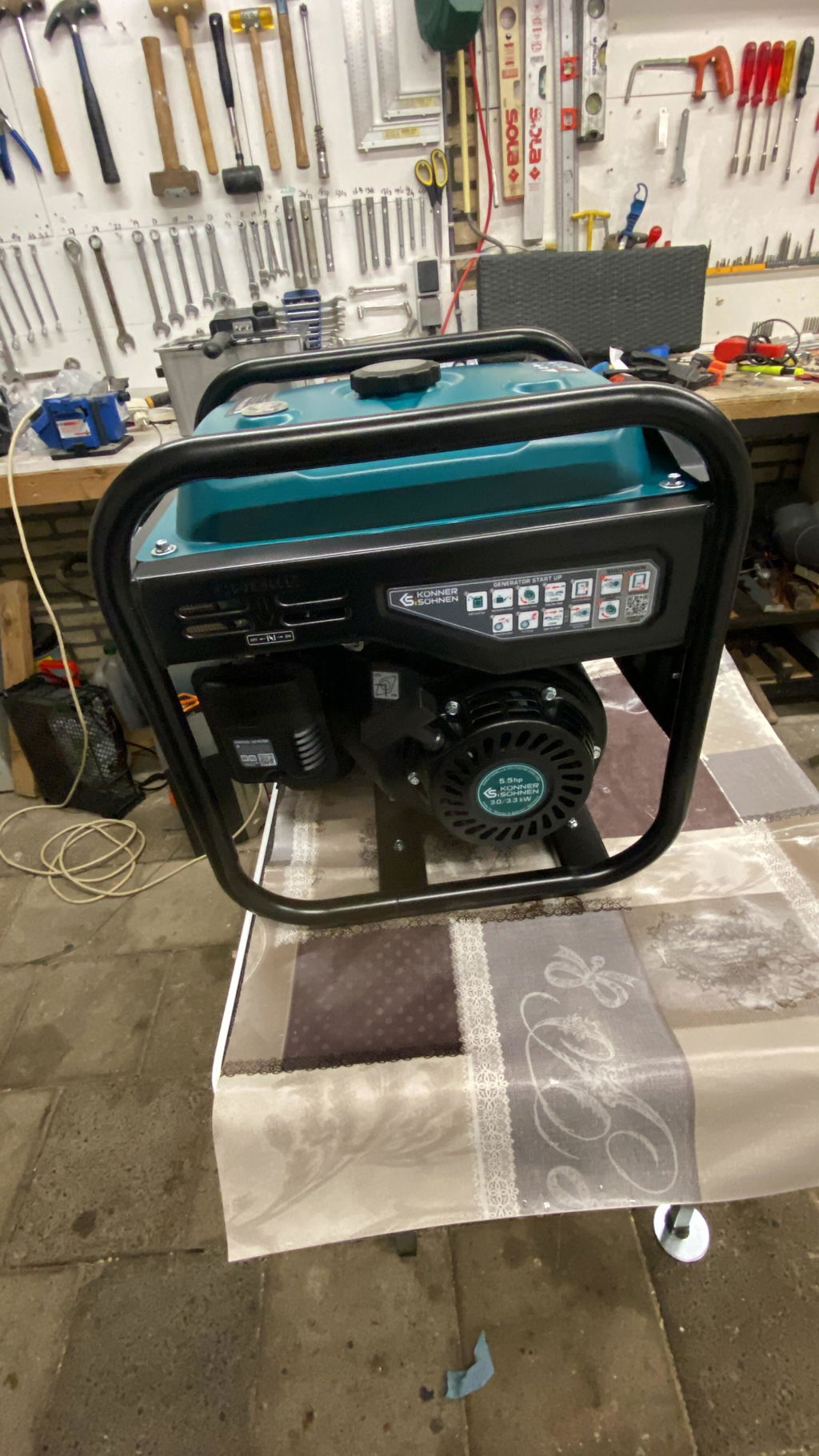 Könner & Söhnen K&S BASIC KS 3300i groupe électrogène 4 kW